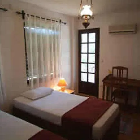 מלון Misafir Evi Kayakoy