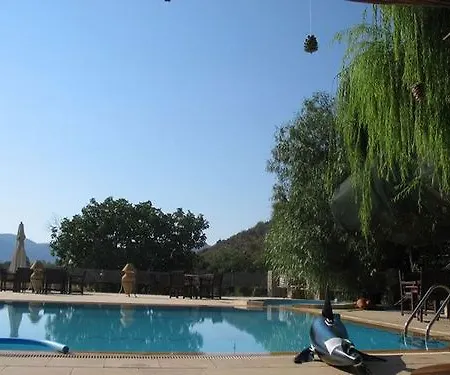 מלון Misafir Evi